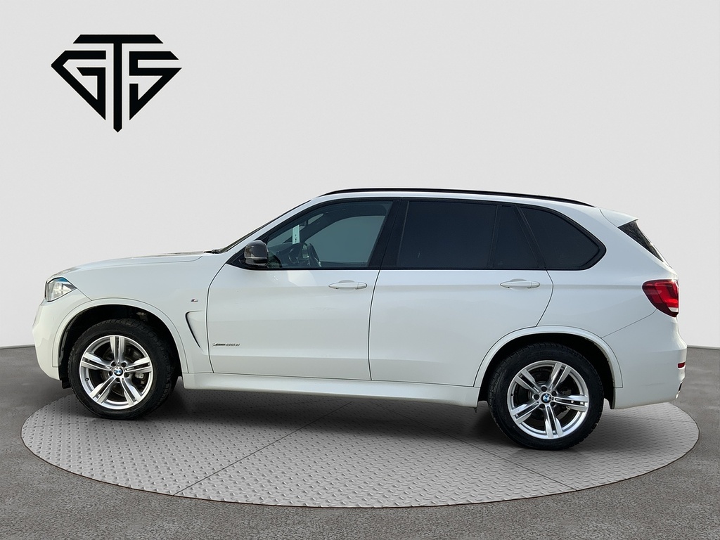BMW X5 Xdrive35d M Sport MX66RVN White #6