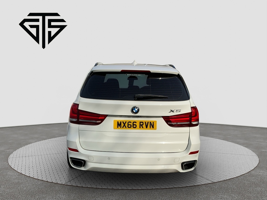 BMW X5 Xdrive35d M Sport MX66RVN White #3