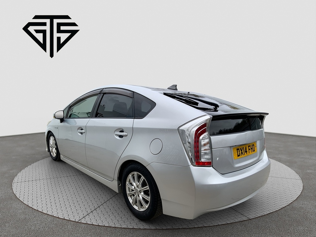 Toyota Prius S Silver #5