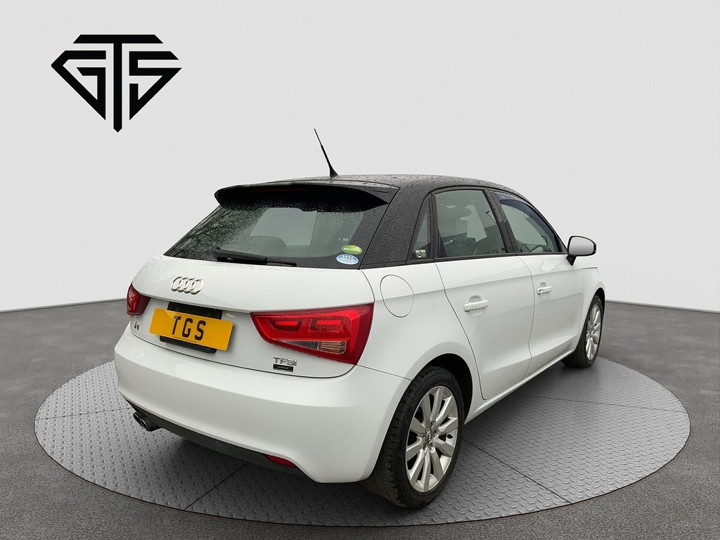 Audi A1 Sportback Urban Style Limited MC13MWM White #3