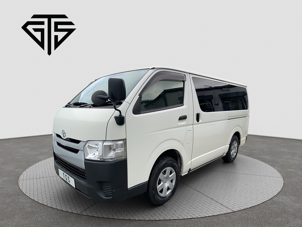 Toyota HiAce Minibus Black #7