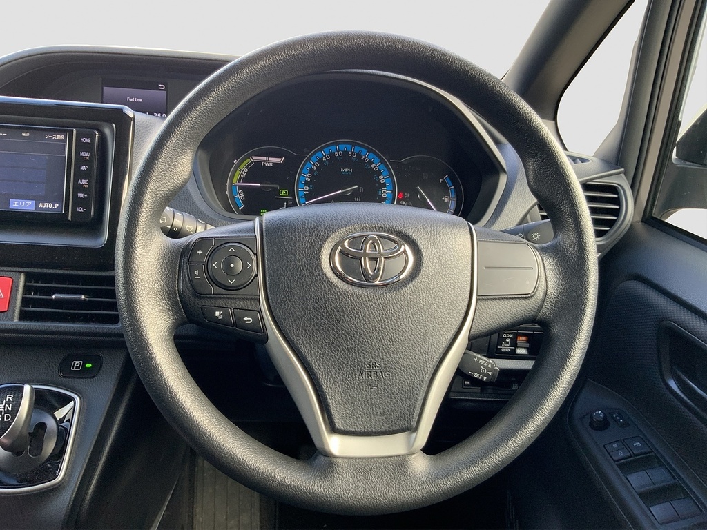 Toyota Noah Mpv Black #9
