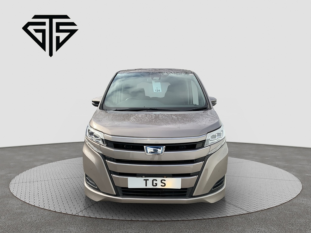 Toyota Noah Mpv Black #8