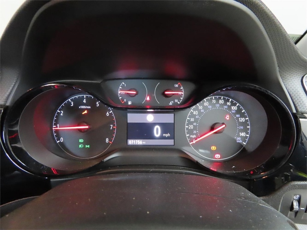 Vauxhall Corsa Se Edition DS22JJX White #4