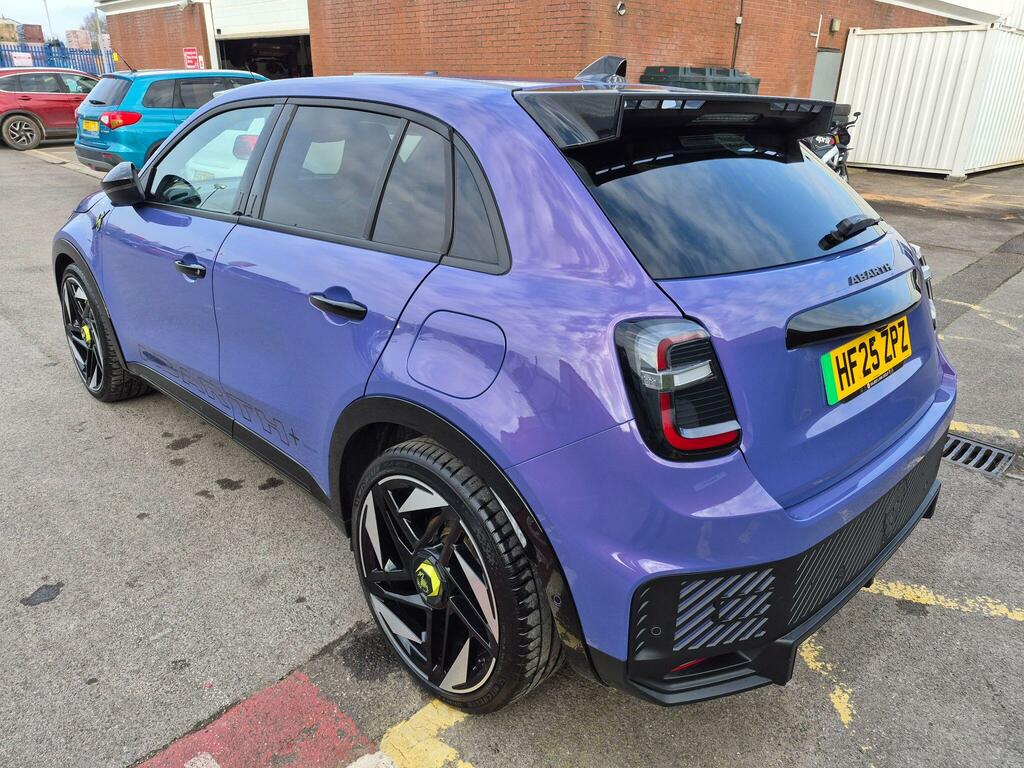 Abarth 600e 54Kwh Scorpionissima Purple #4