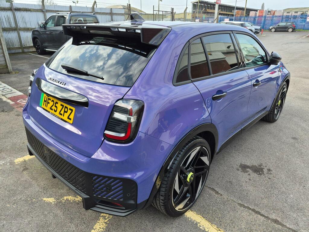 Abarth 600e 54Kwh Scorpionissima Purple #6