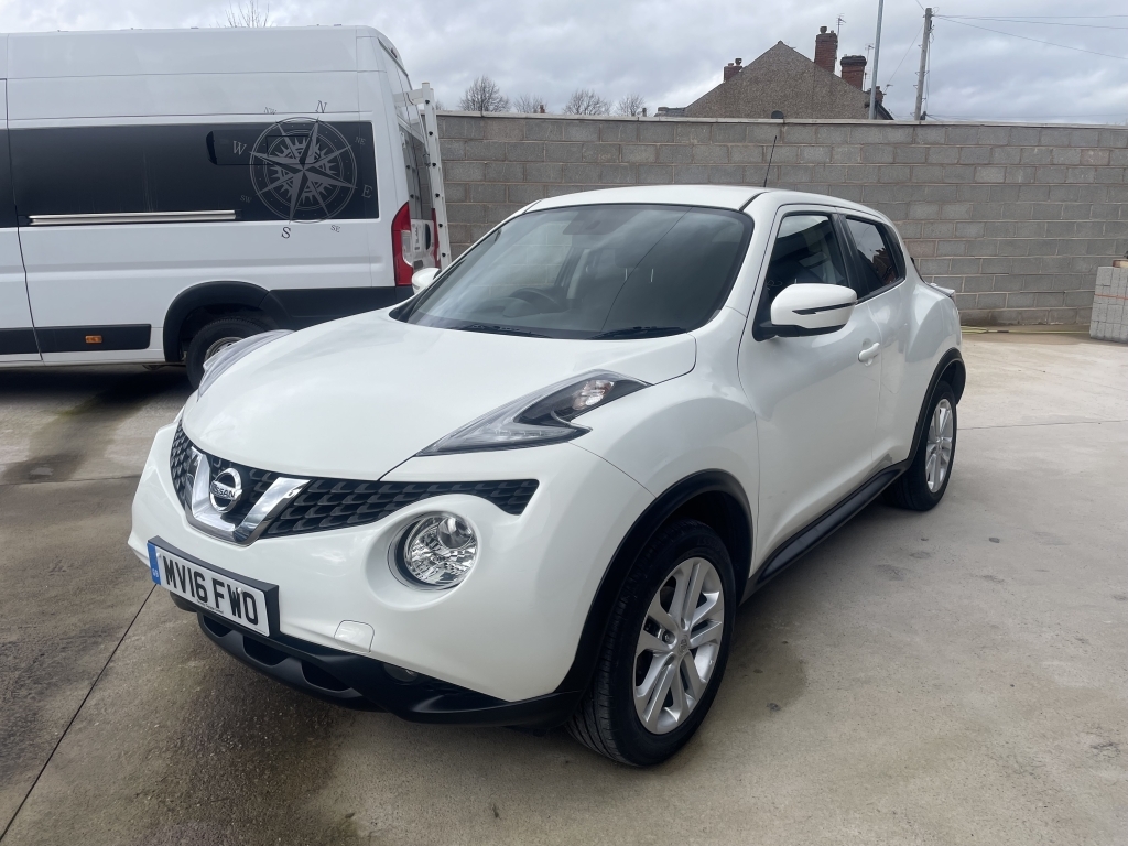Nissan Juke 1.2 Acenta Dig-t MV16FWO White #3