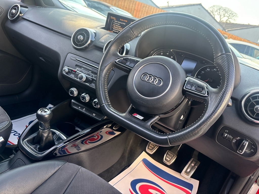 Audi A1 1.4 Tfsi Cod Black Edition Sportback Ma WL17JTY Red #5