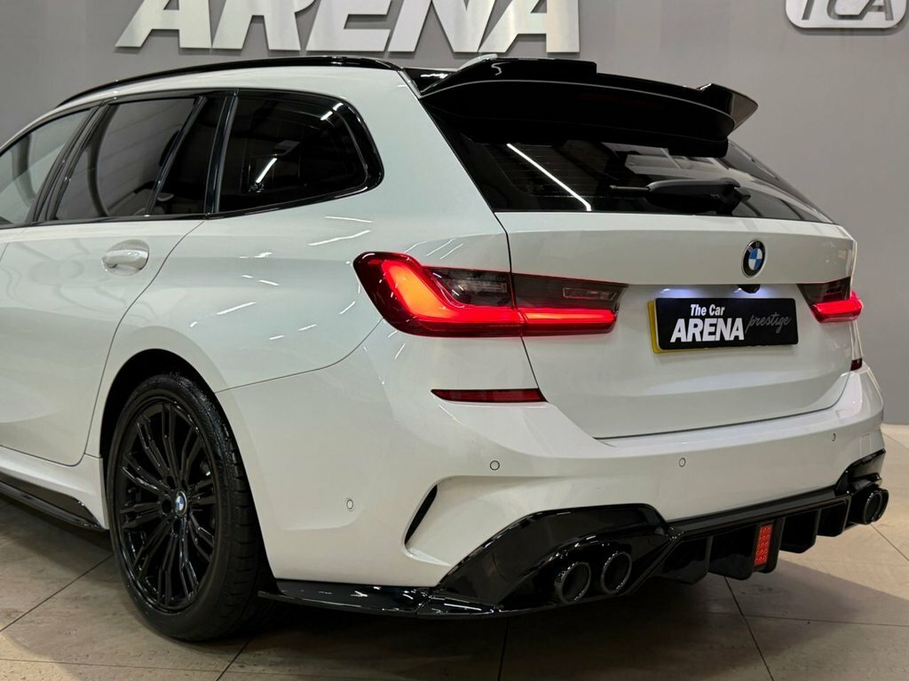 BMW 3 Series 2L M Sport LM21JWN White #5