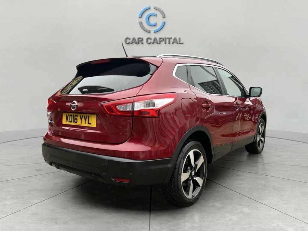 Nissan Qashqai 1.6L N-connecta Red #5