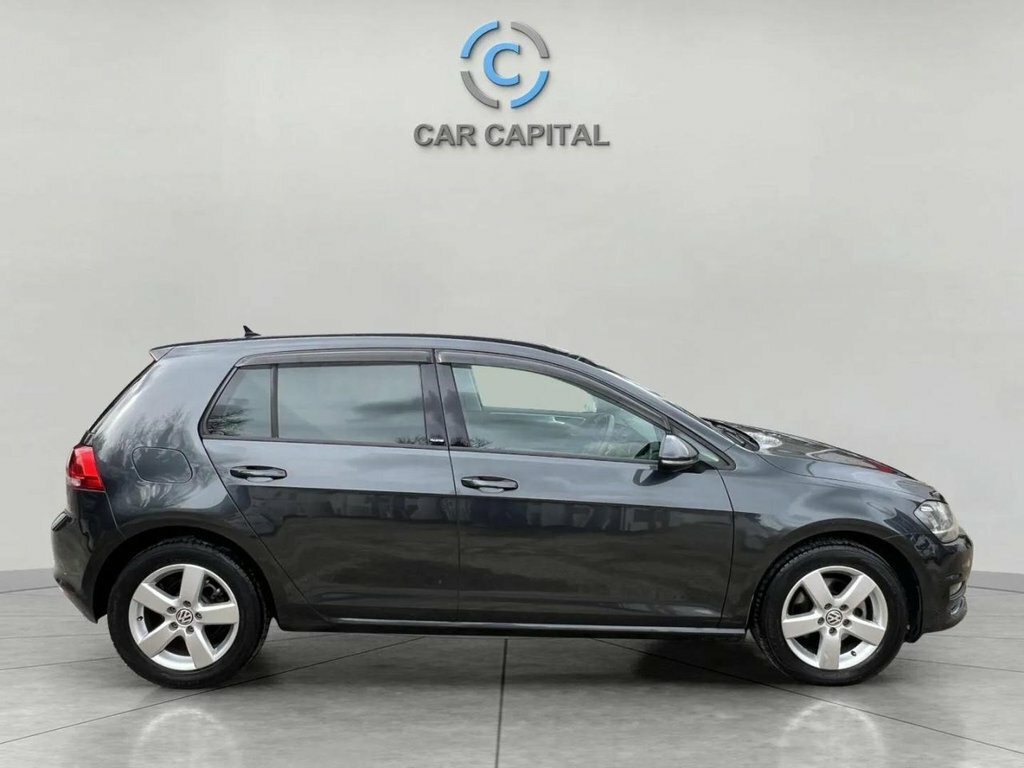 Volkswagen Golf Hatchback LJ16NPC Black #4
