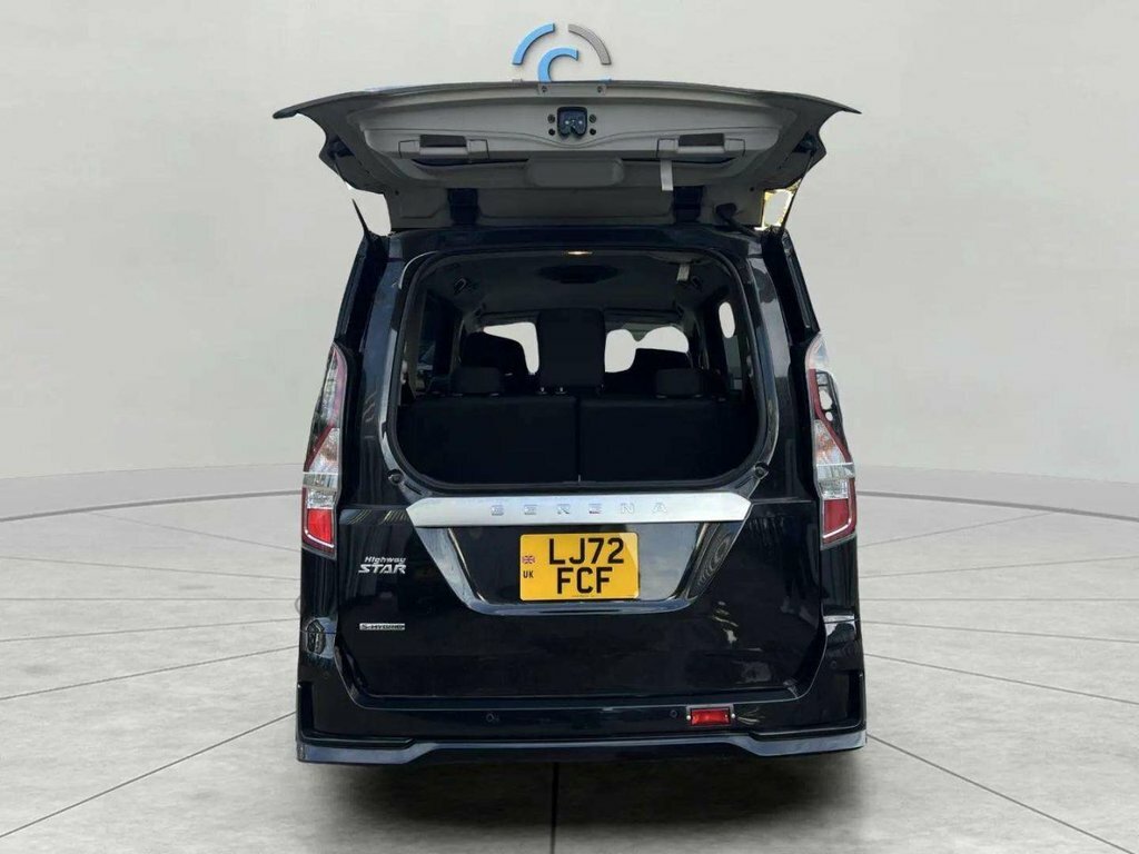 Nissan Serena Mpv Black #5