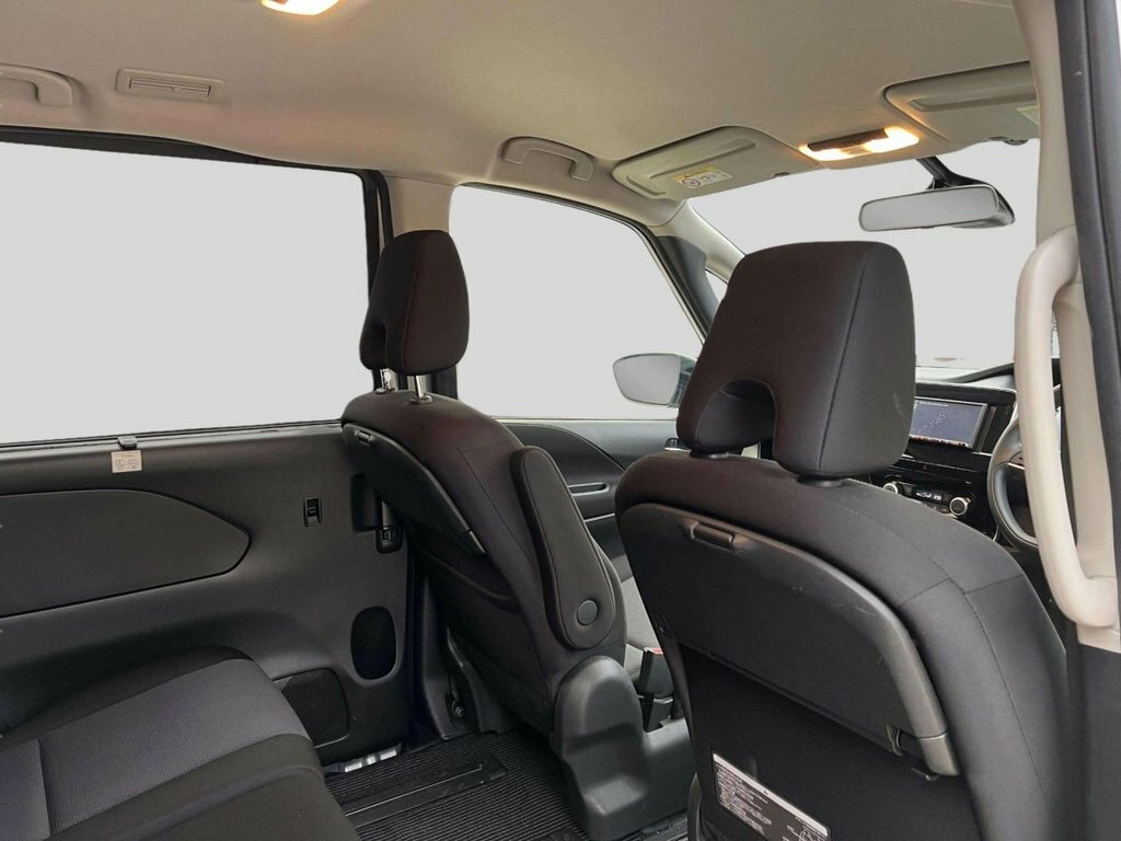 Nissan Serena 2.0 16V Excursion Silver #23