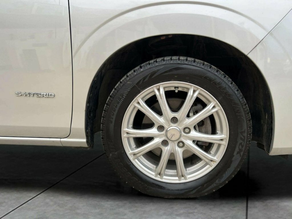 Nissan Serena 2.0 16V Excursion Silver #13
