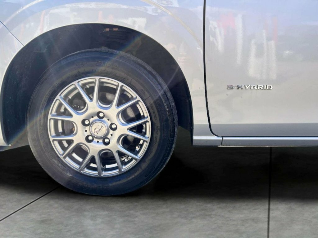 Nissan Serena Silver #13