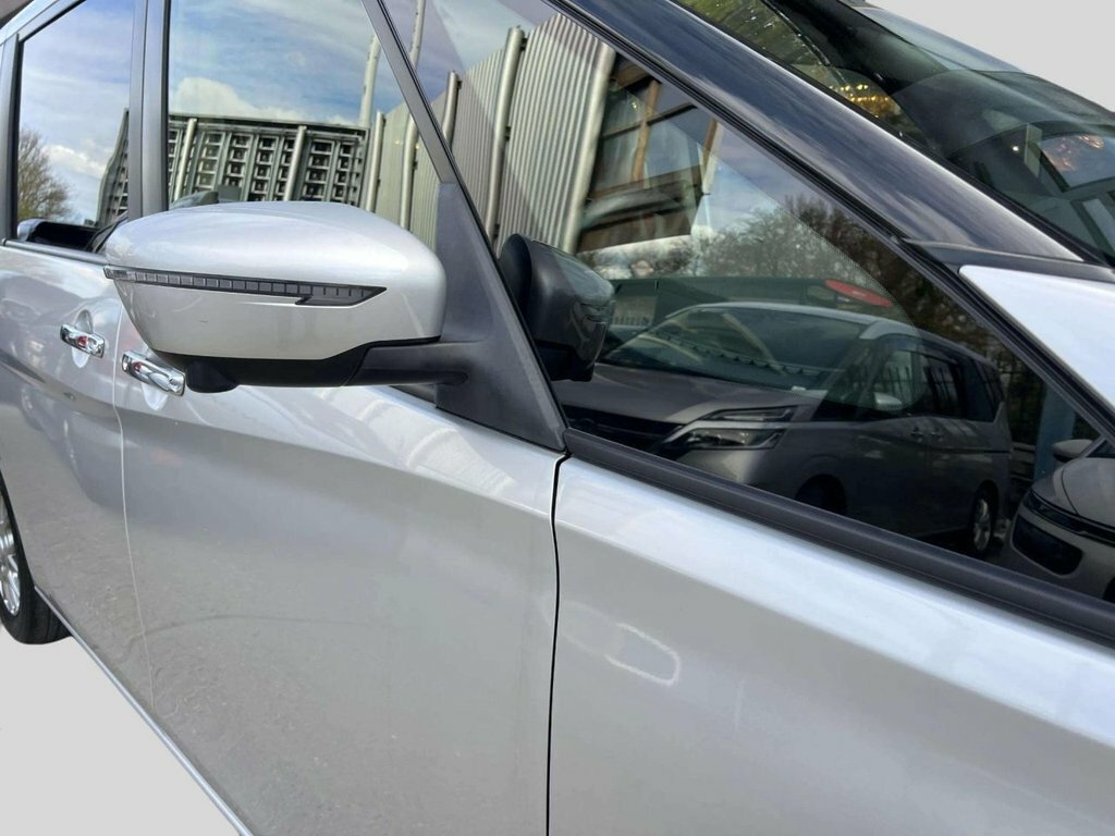 Nissan Serena Silver #38