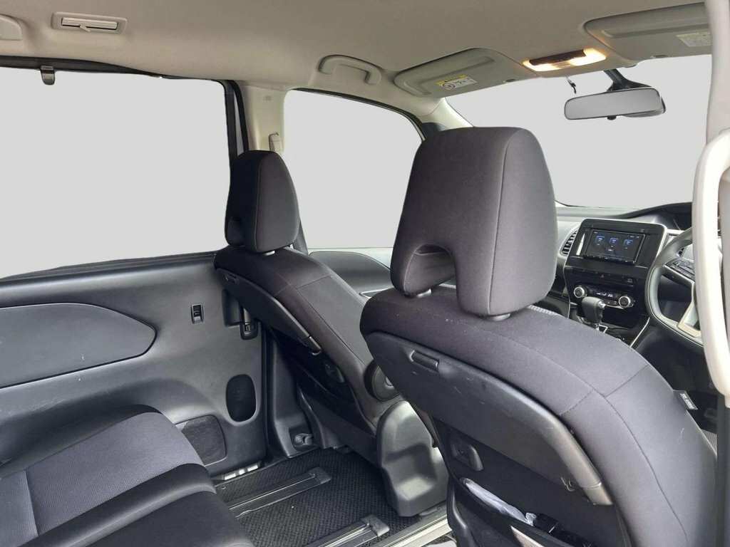 Nissan Serena Silver #21
