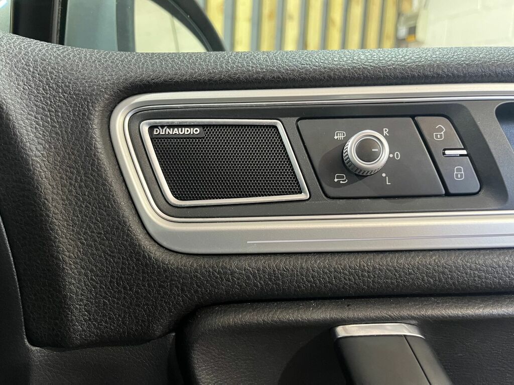 Volkswagen Touareg 3.0 Tdi V6 Bluemotion Tech R-line Suv T LR66BJU Grey #4