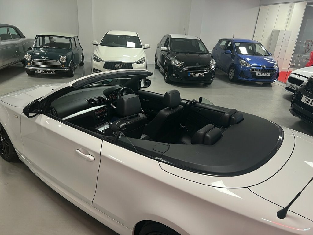 BMW 1 Series Convertible White