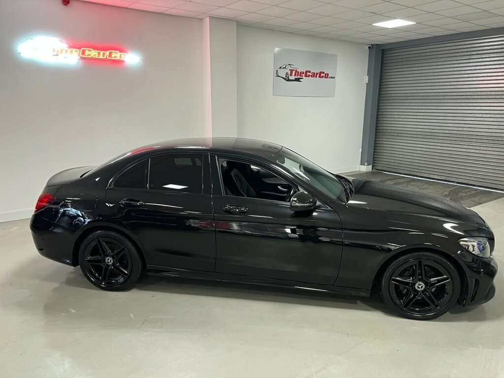 Mercedes-Benz C Class Saloon XV13ENA Black #4