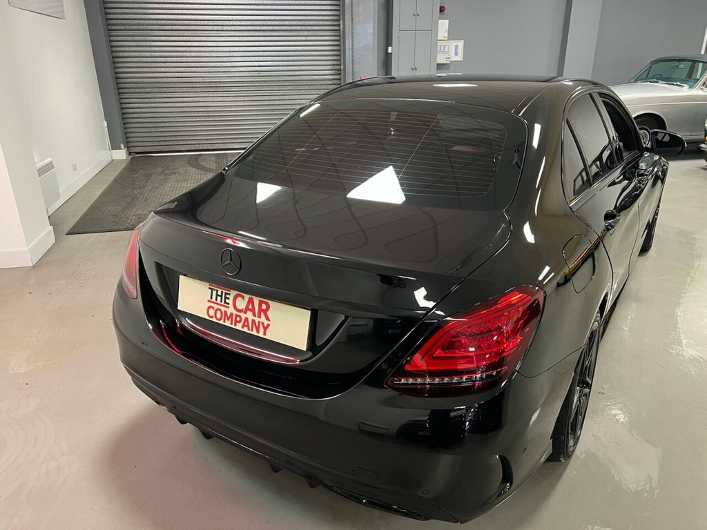 Mercedes-Benz C Class Saloon XV13ENA Black #3