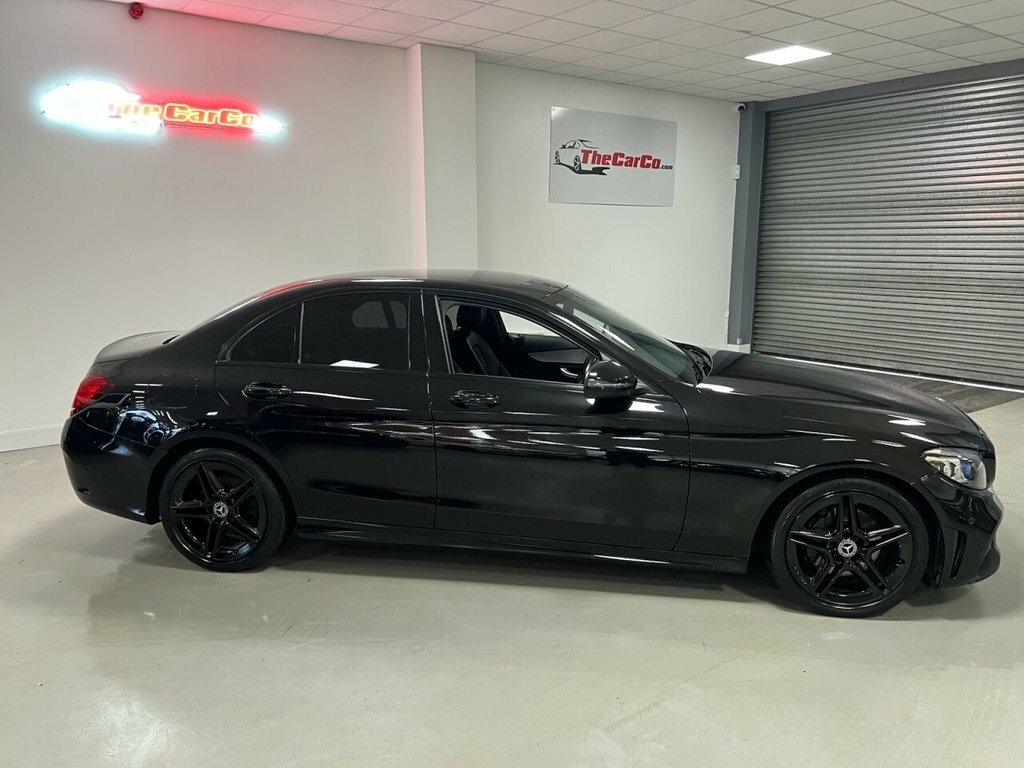 Mercedes-Benz C Class Saloon XV13ENA Black #2
