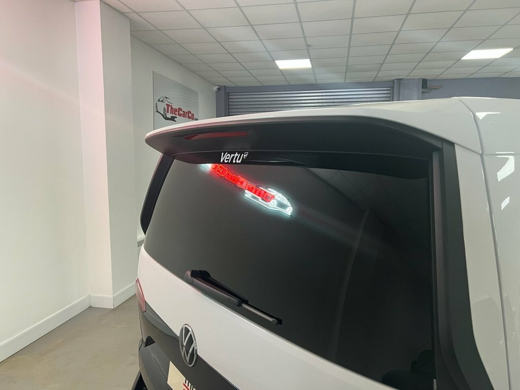 Volkswagen Multivan Mpv VO26FXC #3