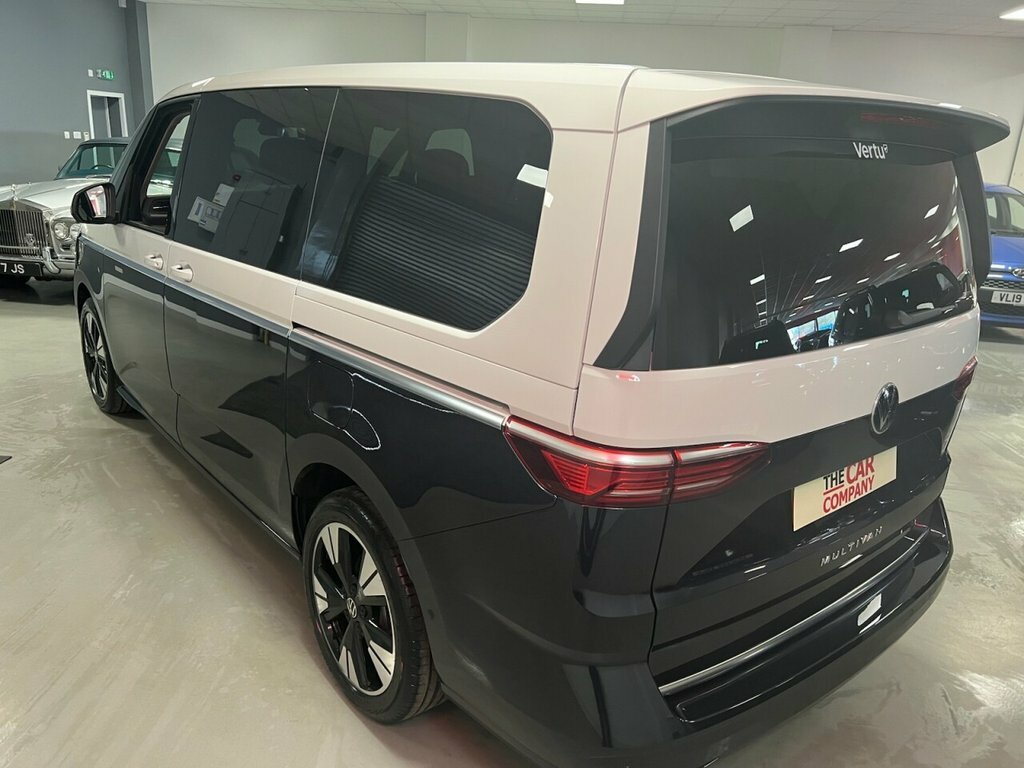 Volkswagen Multivan Mpv VO26FXC #6