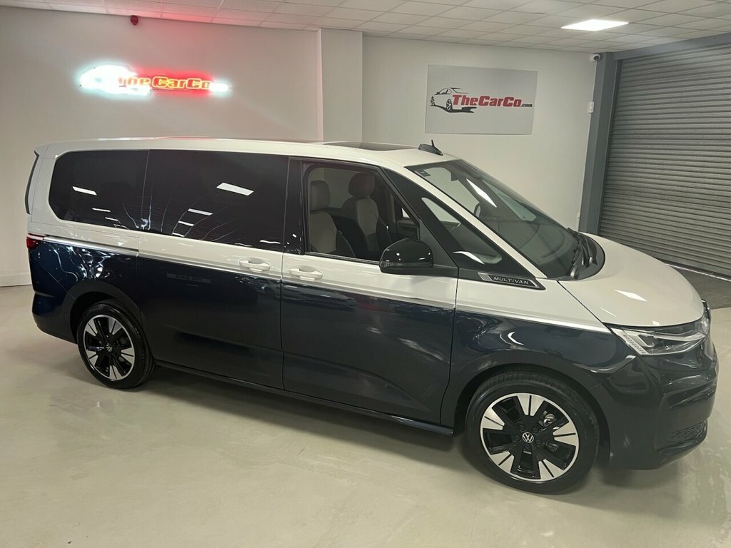 Volkswagen Multivan Mpv VO26FXC #2