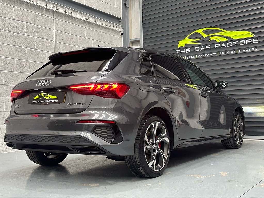 Audi A3 1.4 Tfsie 45 S Line Competition Sportback Petr FH73WNO Grey #2