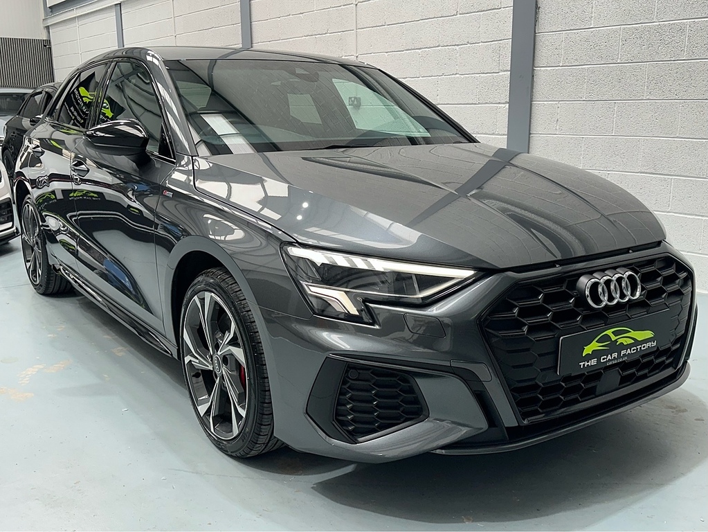 Audi A3 1.4 Tfsie 45 S Line Competition Sportback Petr FH73WNO Grey #4