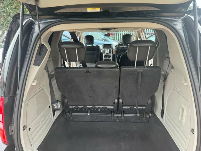 Chrysler Grand Voyager Crd Limited Black #22