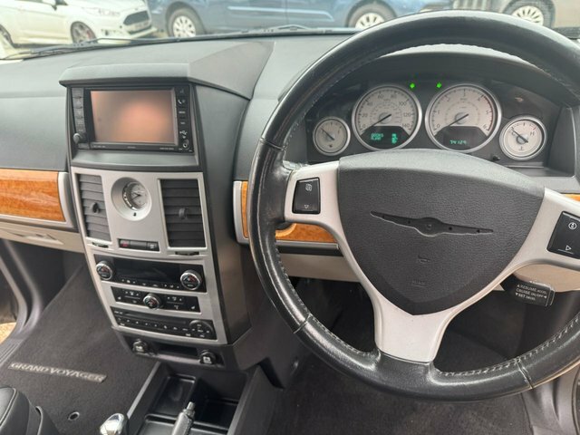 Chrysler Grand Voyager Crd Limited Black #20