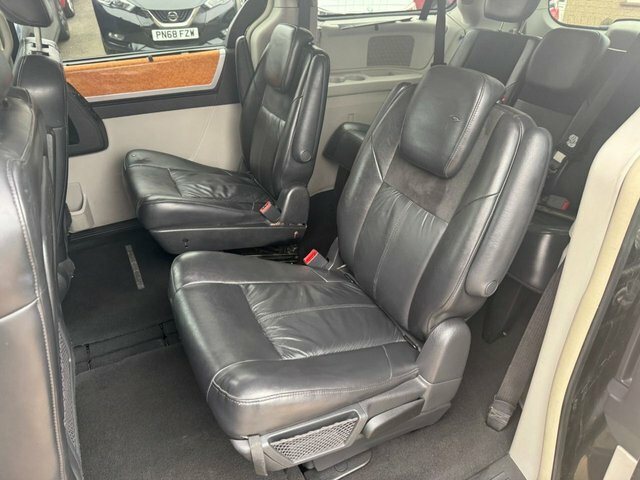 Chrysler Grand Voyager Crd Limited Black #14