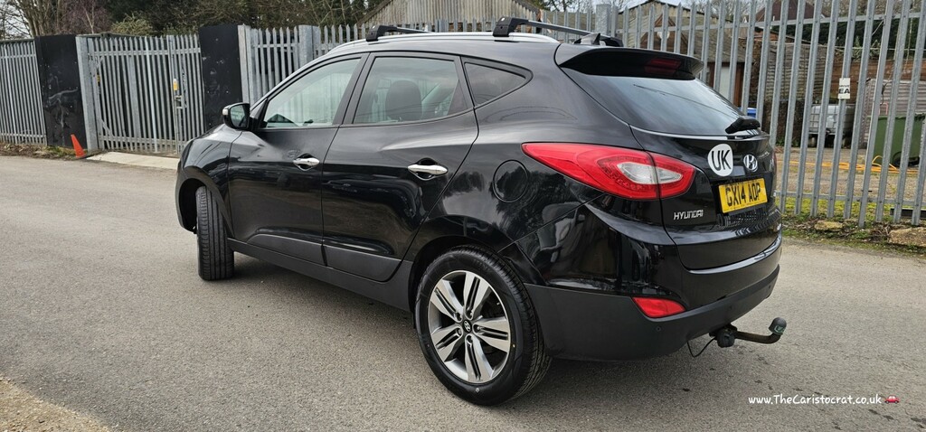 Hyundai Ix35 Suv 2.0 Crdi Premium 2014 Black #5
