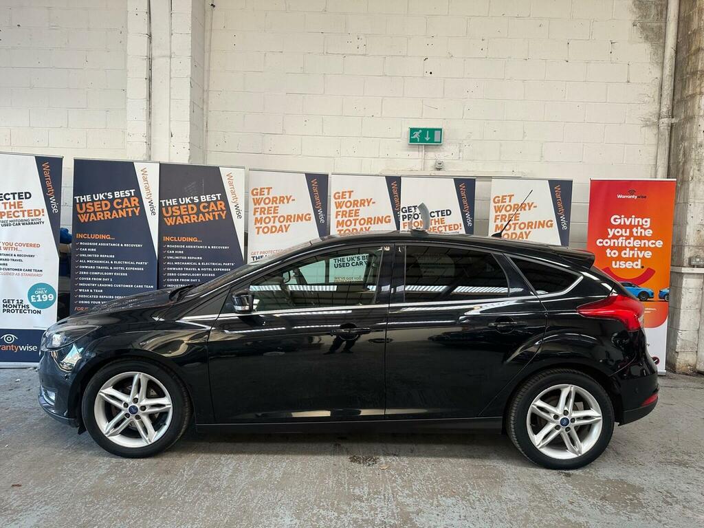 Ford Focus Hatchback 1.0T Ecoboost Titanium Euro 6 Ss LL64KZY Black #6