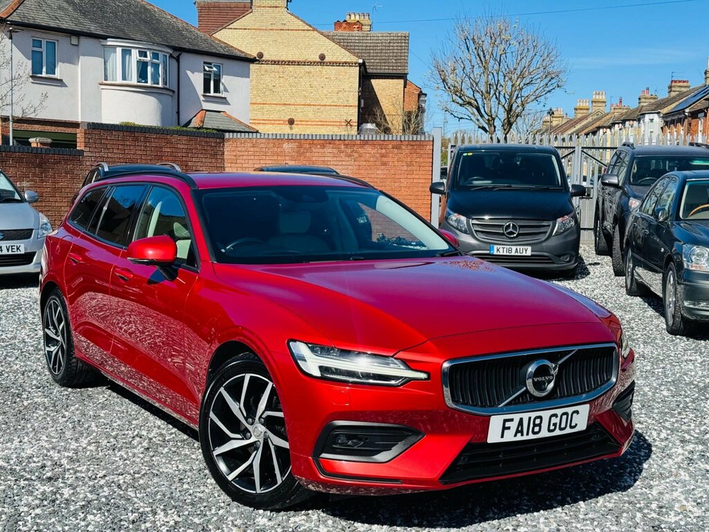 Volvo V60 2.0 D4 Momentum Pro Euro 6 Ss Red