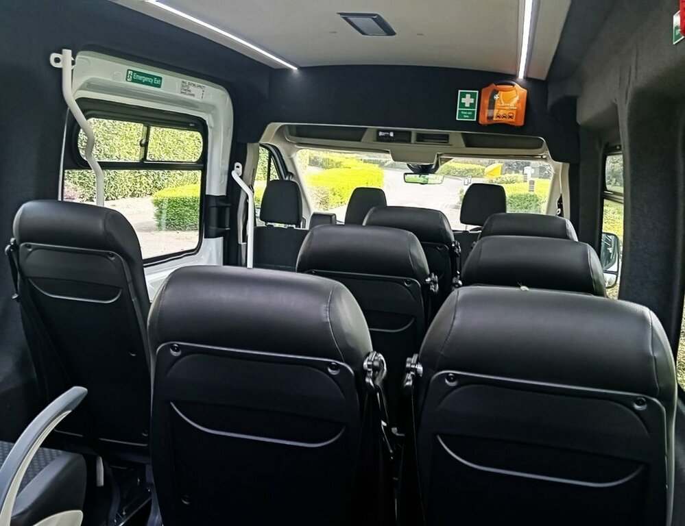 Ford Transit Custom Minibus YR73DVZ White #3