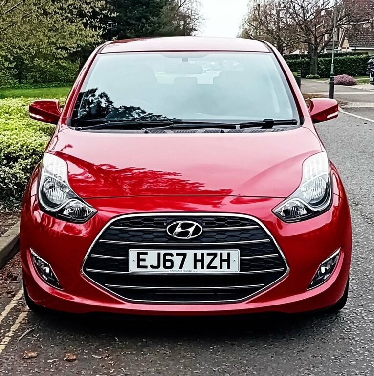Hyundai Ix20 1.4L Se EJ67HZH Red #3
