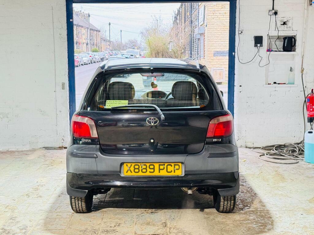 Toyota Yaris 1.3 Vvt-i 16V Cdx Silver #5