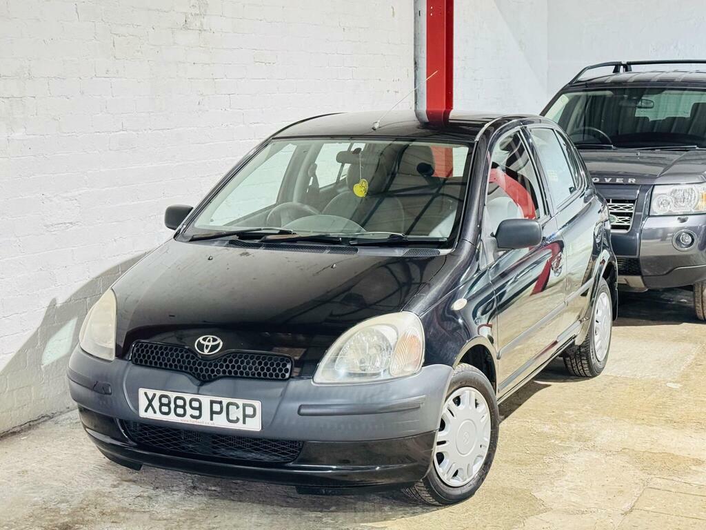 Toyota Yaris 1.3 Vvt-i 16V Cdx Silver #1