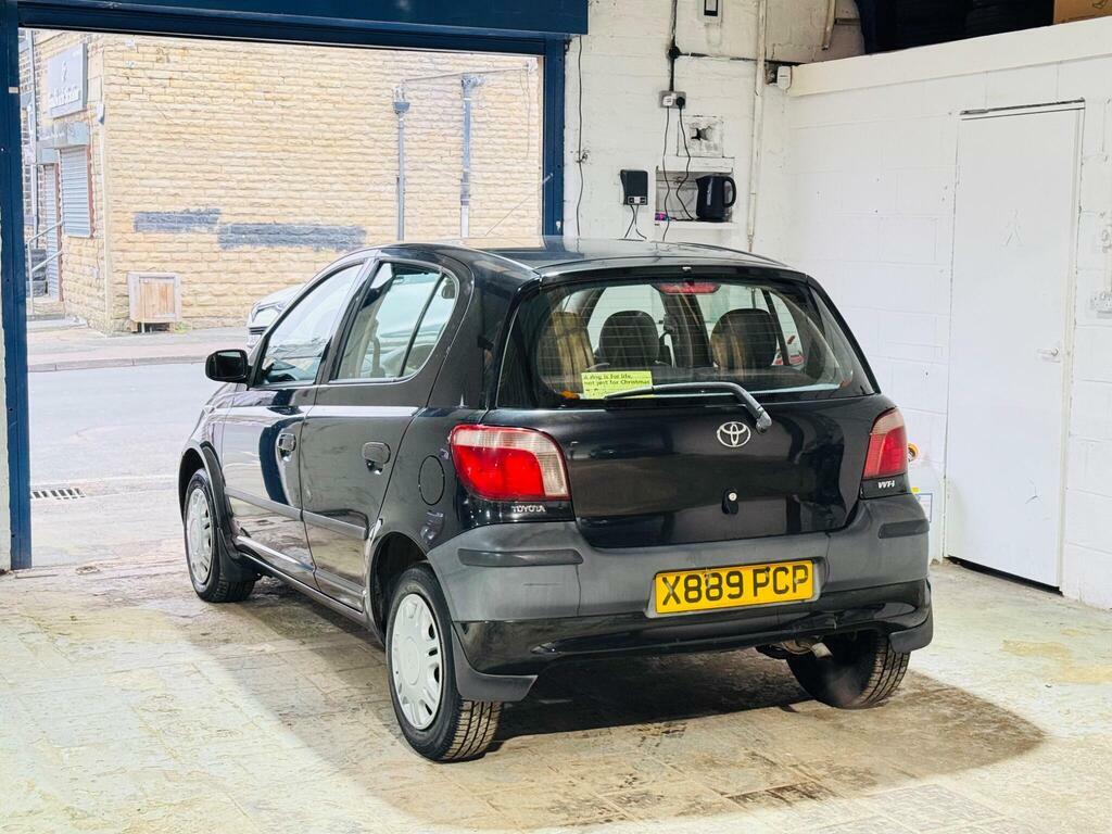 Toyota Yaris 1.3 Vvt-i 16V Cdx Silver #6