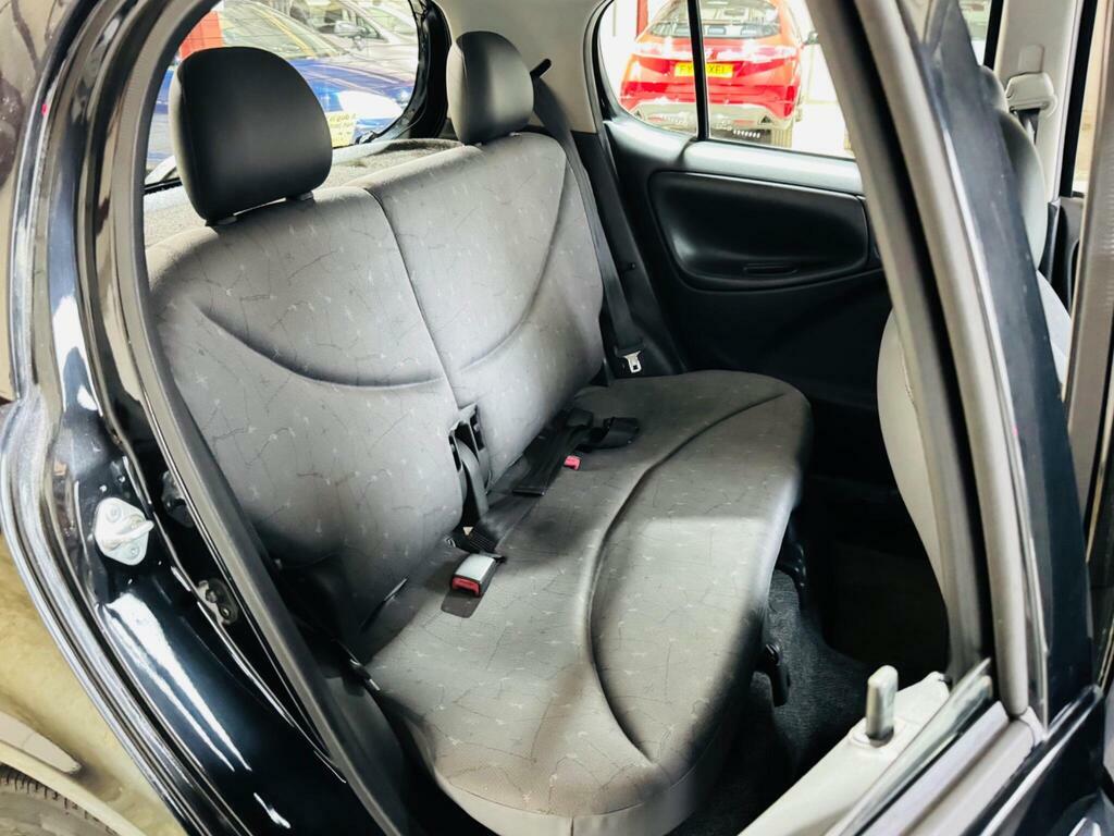 Toyota Yaris 1.3 Vvt-i 16V Cdx Silver #14