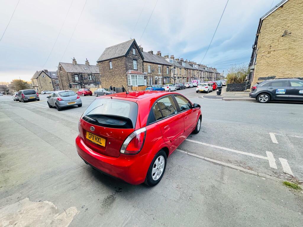 Kia RIO 1.4 2 Ipd Red #3