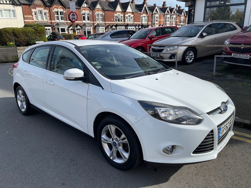 Ford Focus Zetec GF62BZC White #3