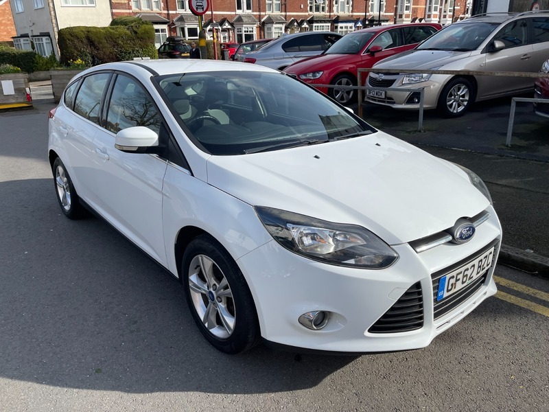 Ford Focus Zetec GF62BZC White #2