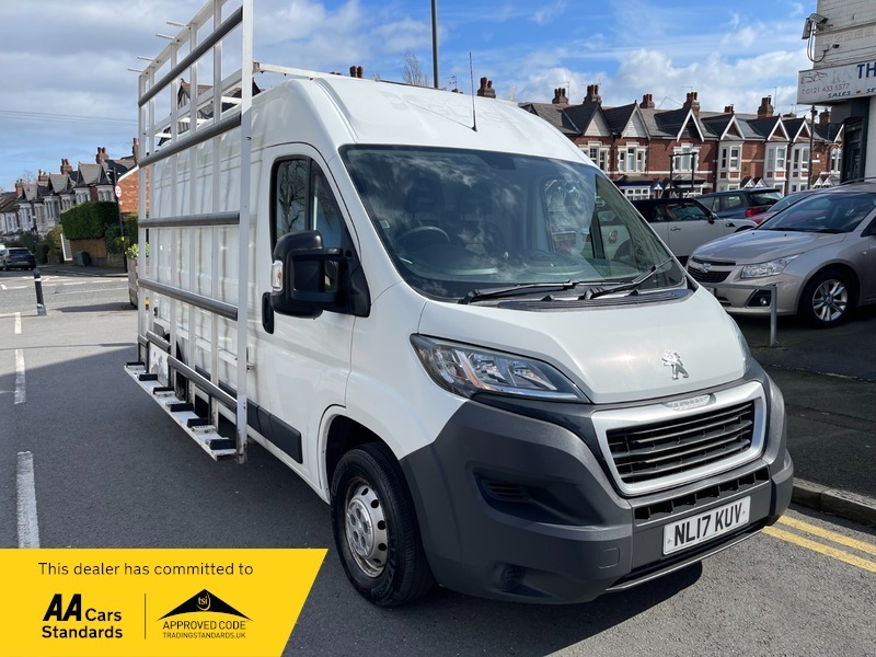 Peugeot Boxer Blue Hdi 335 L2h2 NL17KUV White #2