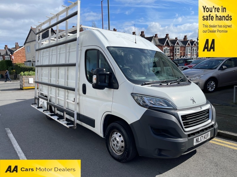 Peugeot Boxer Blue Hdi 335 L2h2 White