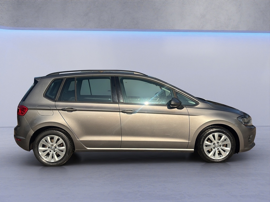 Volkswagen Golf SV Tdi Bluemotion Tech Se Grey #4