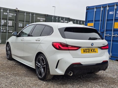 BMW 1 Series 2.0 118D M AO21KXL White #4